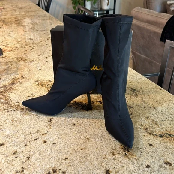 Brand new in box, Amsie Black Knit Pointed-Toe Mid-Calf Sock Boot. - Picture 2 of 5
